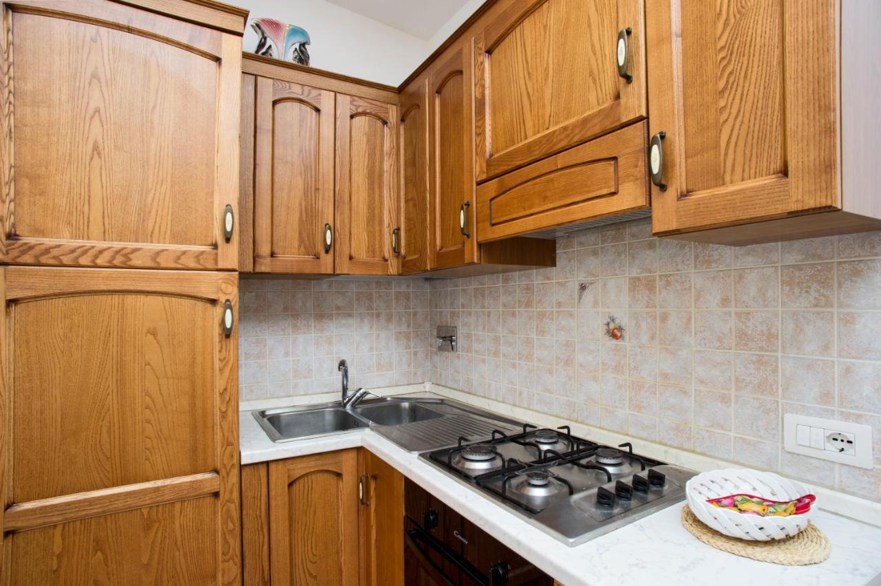 Appartamento In Via Del Mare A Procchio Прокио Екстериор снимка