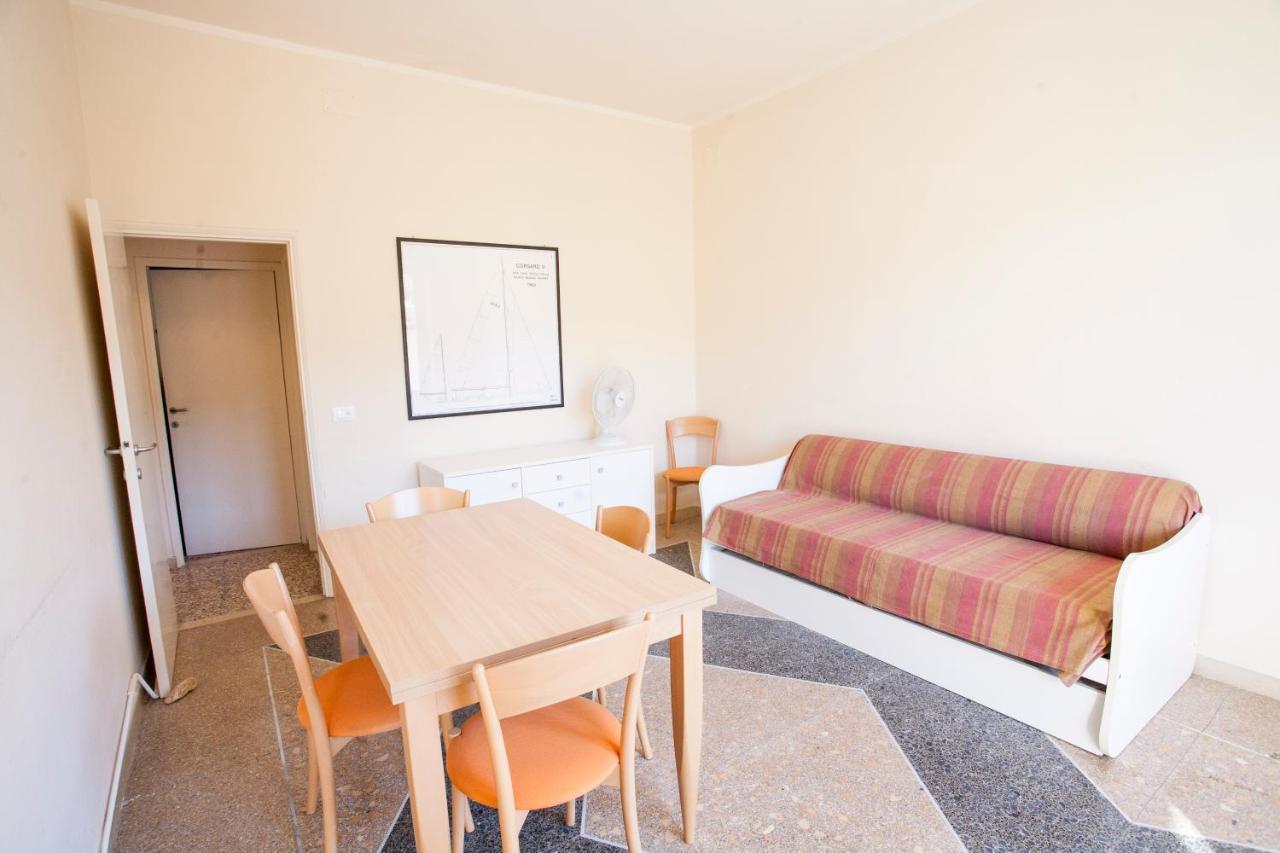 Appartamento In Via Del Mare A Procchio Прокио Екстериор снимка